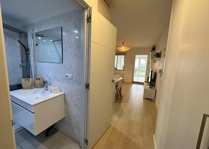 Apartment With Terrace & Seasonal Pool Walking Distance To The By Namaste Elite Torremolinos